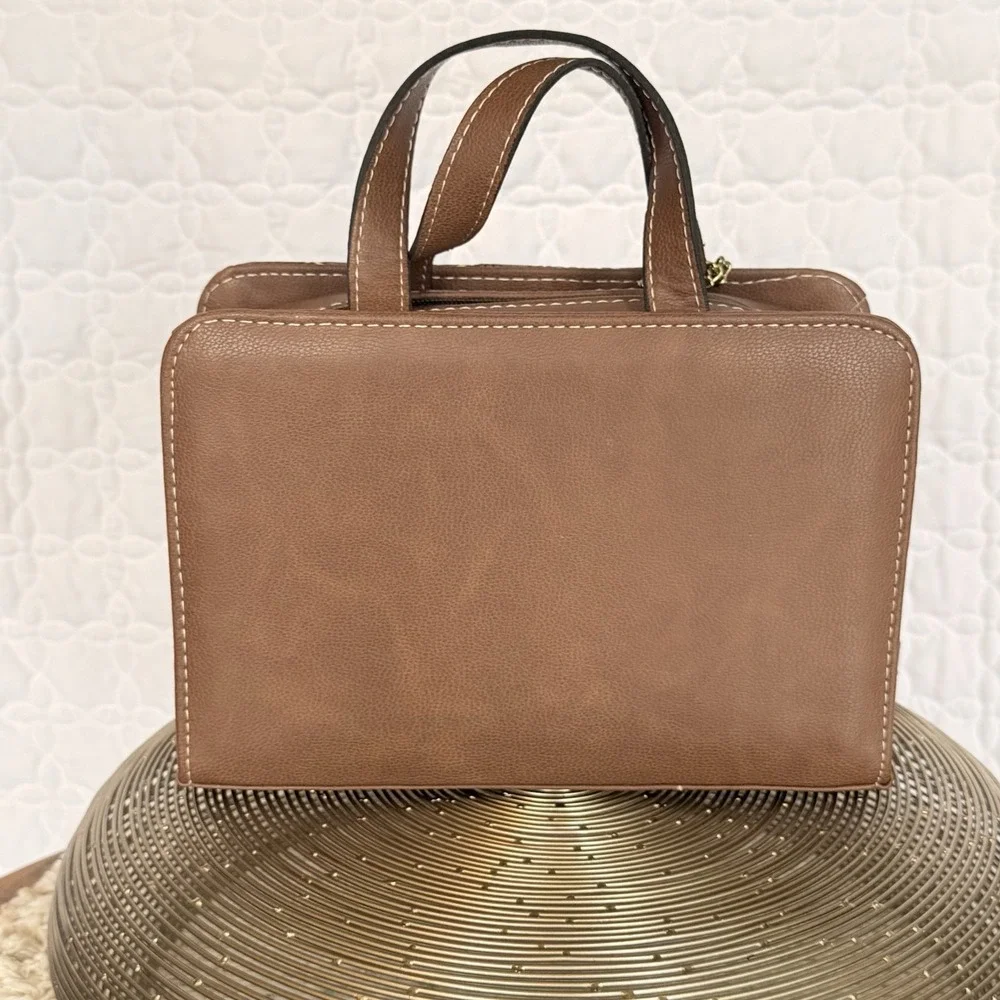 Via Latina Artisanal NWOT Leather Purse Gold‎ Hardware Structured Shoulder Bag